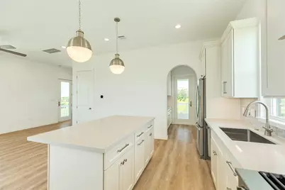 3611 W Jean St, Galveston, TX 77554 - Photo 10