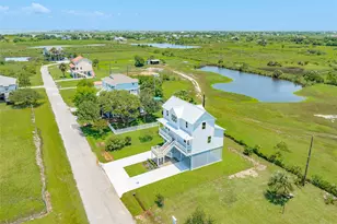 3611 W Jean St, Galveston, TX 77554 - Photo 4