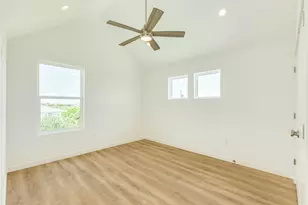 3611 W Jean St, Galveston, TX 77554 - Photo 20