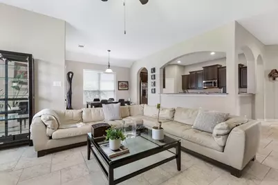 126 S Sawbridge Circle, Spring, TX 77389 - Photo 6