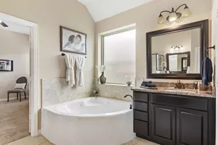 126 S Sawbridge Cir, Spring, TX 77389 - Photo 14