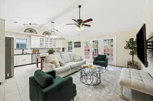 5830 Ludington Dr, Houston, TX 77035 - Photo 8