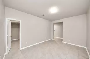 5646 Pleasant Falls Dr, Richmond, TX 77407 - Photo 12