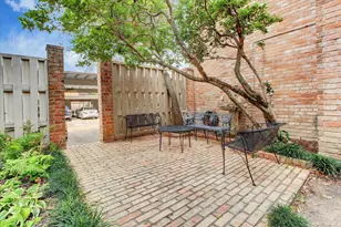 2475 Underwood St, Houston, TX 77030 - Photo 20