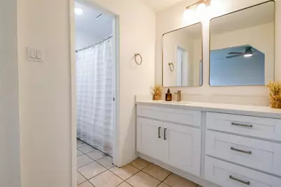 5635 Greenhill Forest Drive, Houston, TX 77088 - Photo 18