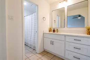5635 Greenhill Forest Dr, Houston, TX 77088 - Photo 18