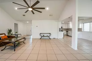 5635 Greenhill Forest Dr, Houston, TX 77088 - Photo 4