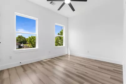 5302 San Juan Street #A/B, Houston, TX 77020 - Photo 8