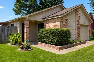 13143 Bamboo Forest Trail, Houston, TX 77044 - Photo 2