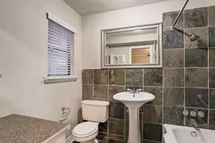 405 Hawthorne St, Houston, TX 77006 - Photo 8