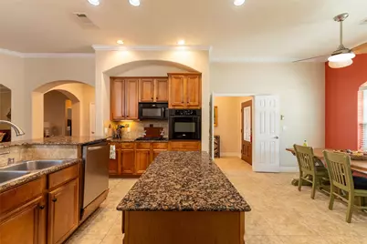 15234 Scenic Forest Drive, Conroe, TX 77384 - Photo 12
