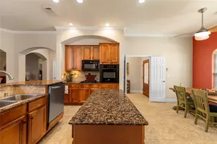 15234 Scenic Forest Dr, Conroe, TX 77384 - Photo 10