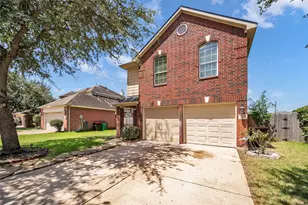 5531 Dapplewood Ln, Katy, TX 77449 - Photo 2