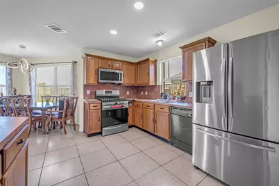 5531 Dapplewood Lane, Katy, TX 77449 - Photo 10