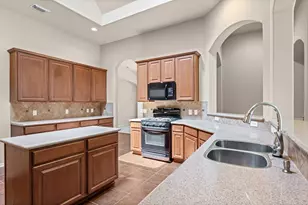 11123 Maidenfair Dr, Tomball, TX 77375 - Photo 18