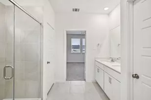 16686 Sterling Clf St, Conroe, TX 77302 - Photo 32