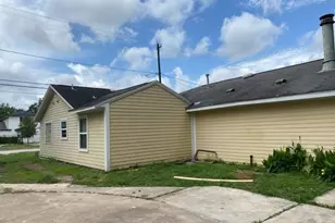 41 Parker Rd, Houston, TX 77076 - Photo 12