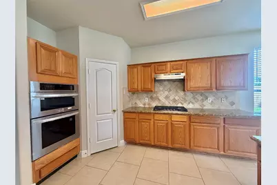 12426 Shadowpoint Drive, Hockley, TX 77082 - Photo 8