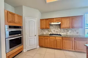 12426 Shadowpoint Dr, Hockley, TX 77082 - Photo 8