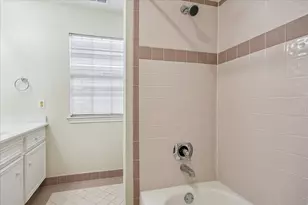 2123 Peckham St, Houston, TX 77019 - Photo 46