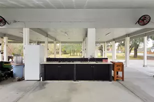 6543 Crestford Ln, Pasadena, TX 77505 - Photo 2