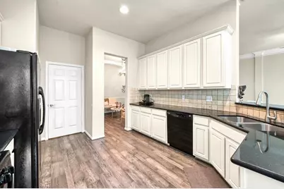 10211 Wildwood Park Lane, Houston, TX 77070 - Photo 14