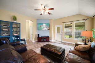 14310 Brody Falls Ct, Houston, TX 77044 - Photo 18