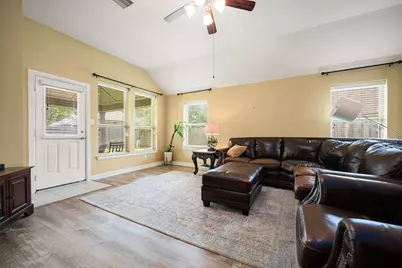 14310 Brody Falls Court, Houston, TX 77044 - Photo 22
