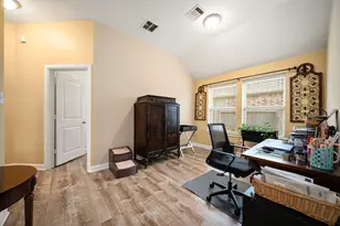 14310 Brody Falls Ct, Houston, TX 77044 - Photo 28