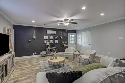 302 E Kay Street, Dayton, TX 77535 - Photo 20