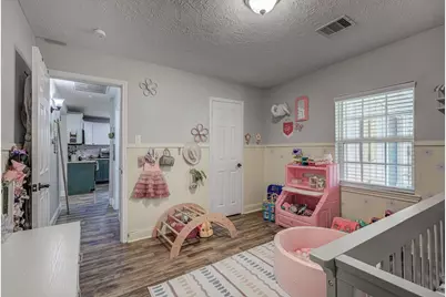 302 E Kay Street, Dayton, TX 77535 - Photo 32