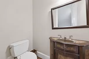 105 Detering St, Houston, TX 77007 - Photo 12