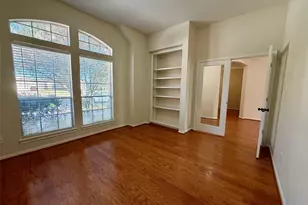 12010 Sundance Ct, Stafford, TX 77477 - Photo 4