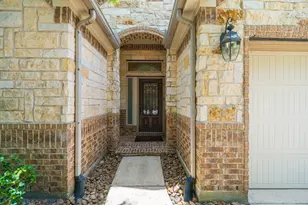 2 Arrow Feather Place, The Woodlands, TX 77389 - Photo 6