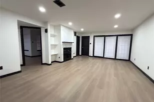 16800 Sugar Pine Dr, Houston, TX 77090 - Photo 2