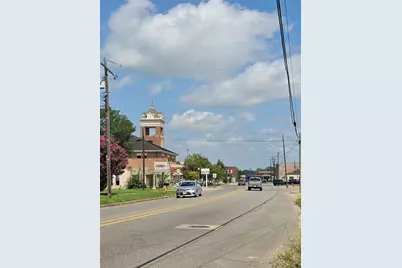 421 S La Salle, Navasota, TX 77868 - Photo 2