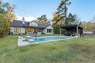 11523 Oak Springs Dr, Willis, TX 77378 - Photo 32