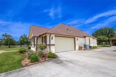 173 County Road 131A, Hallettsville, TX 77964 - Photo 4