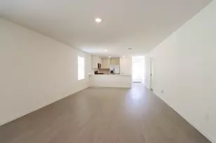 10706 Lavender Cotton Ln, Houston, TX 77016 - Photo 6