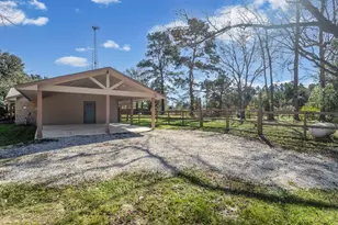 44271 Hwy 105, Batson, TX 77519 - Photo 32