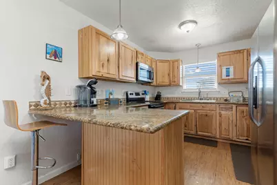 111 Howard Avenue, Surfside Beach, TX 77541 - Photo 22