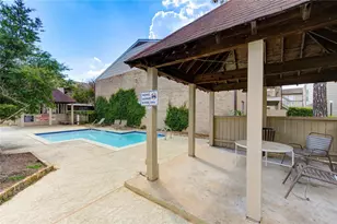 2120 Wilcrest Dr, Houston, TX 77042 - Photo 8