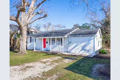 203 S Fig Street, Sweeny, TX 77480 - Photo 2