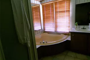 121 Lake Rd, Riverside, TX 77320 - Photo 18