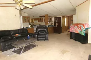 121 Lake Rd, Riverside, TX 77320 - Photo 8
