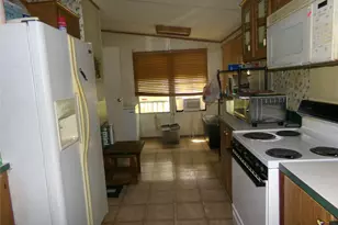 121 Lake Rd, Riverside, TX 77320 - Photo 12