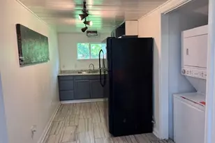7338 Fauna St, Houston, TX 77061 - Photo 18