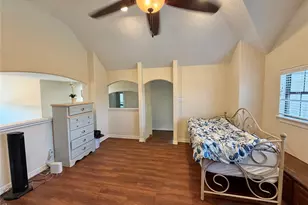 1113 Enchanted Oaks Dr, Angleton, TX 77515 - Photo 18