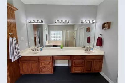 1113 Enchanted Oaks Drive, Angleton, TX 77515 - Photo 24