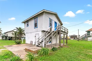 415 Treaty Dr, Surfside Beach, TX 77541 - Photo 12